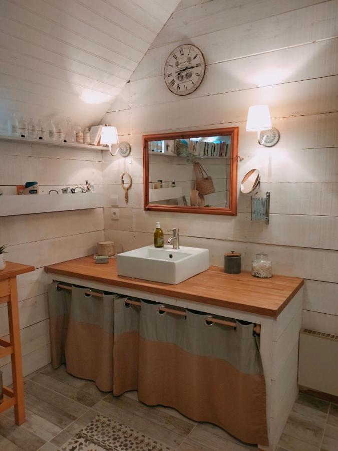 Pontours Chambre Familiale Anna "Mon Lit Au Pre" , Jusqu'A 4 Adultes Et 2 Enfants Avec Piscine Familles, Couples Ou Femmes Seulement מראה חיצוני תמונה